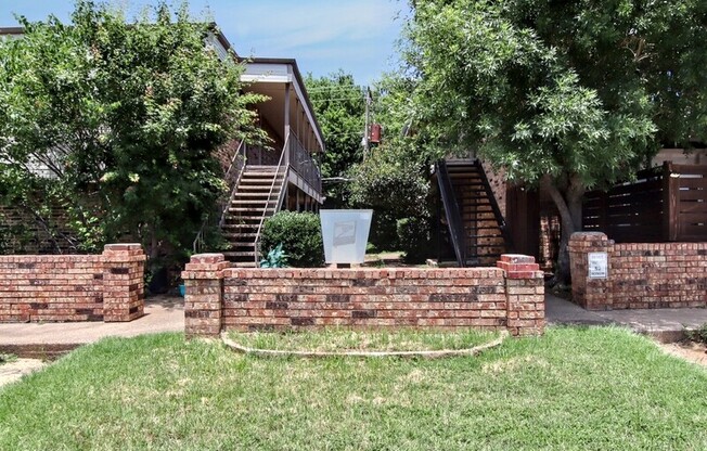 4816 WELLESLEY AVE