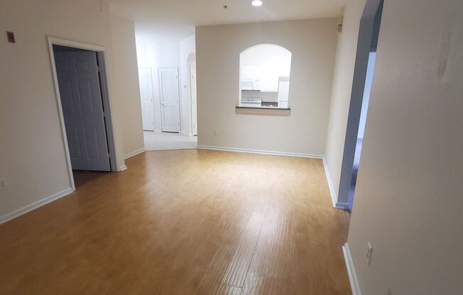 3 beds, 2 baths, 1,206 sqft, $1,625, Unit 10550 Baymeadows Rd. #628