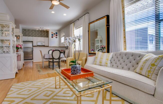 1 bed, 1 bath, $1,700, Unit # 2B