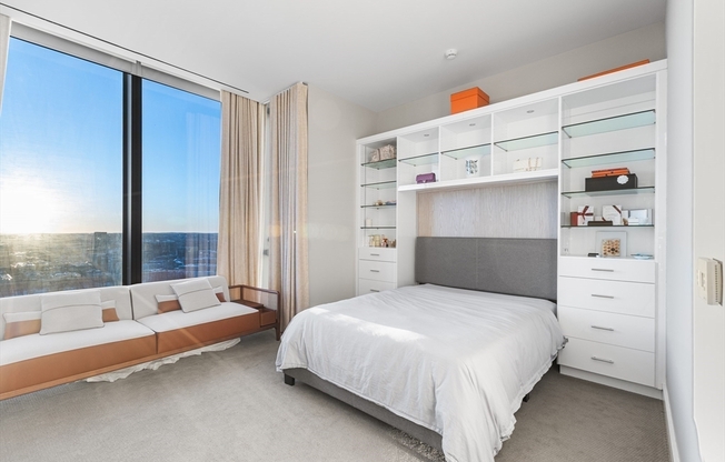 1 bed, 1.5 baths, 876 sqft, $9,800, Unit 3306