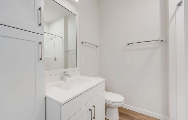 1 bed, 1 bath, 568 sqft, $1,360, Unit 410