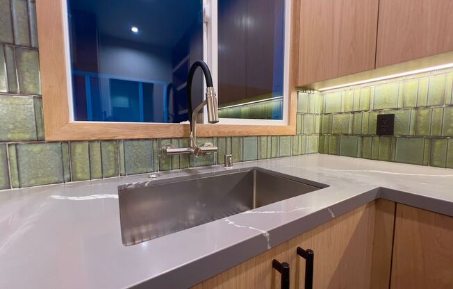 Studio, 1 bath, 400 sqft, $1,850, Unit 106