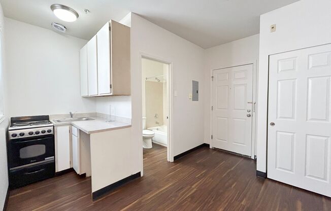 Studio, 1 bath, 265 sqft, $995, Unit 1428-209