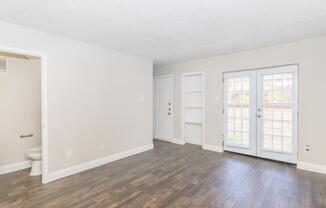 1 bed, 1.5 baths, 706 sqft, $1,160