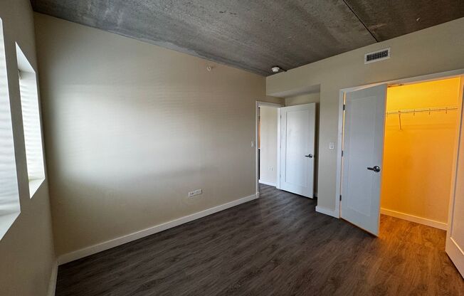 2 beds, 1 bath, 826 sqft, $2,500, Unit 708
