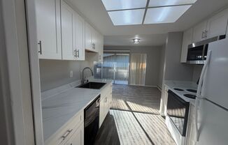 Available Now-Santa Clara!! Spacious upstairs 2 BR 2BA set among old growth Redwoods!