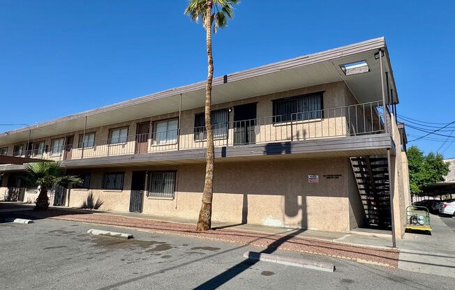Move-in ready 1-bedroom condo