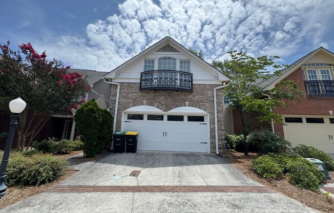 Executive Rental in Pear Alley Condominiums- $2,795