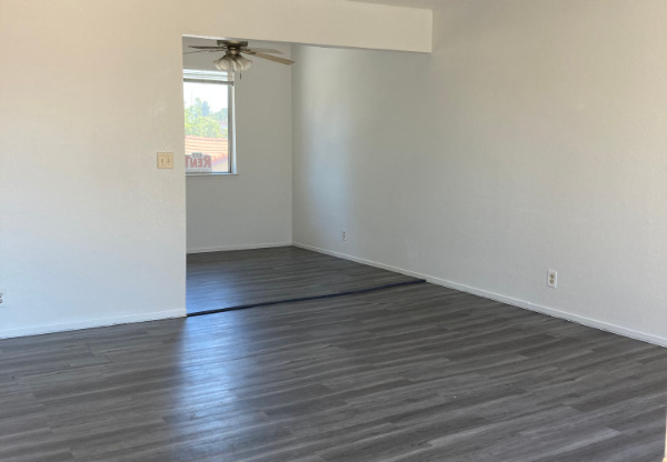 1518 Moorpark Ave #4