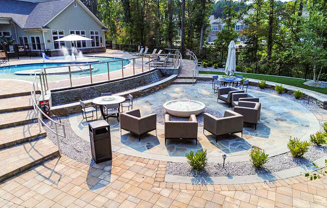 Outdoor lounge area with fire pit