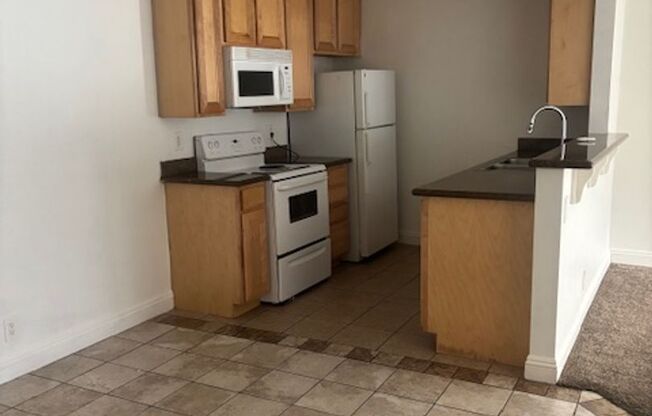 1 bedroom, 1 bath, ground floor condo in El Cajon available for Move in Feb 1, 2026