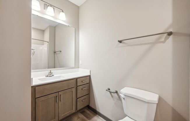 2 beds, 2 baths, 1,095 sqft, $1,925, Unit 13902-302