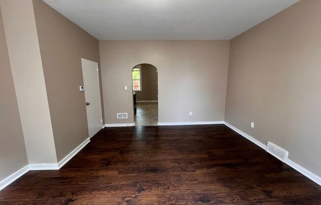 Pittsburgh - 3 Bedroom 1.5 Bathroom - For rent