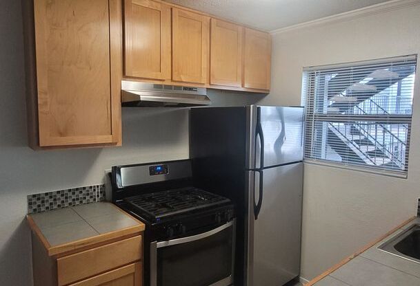 1 bed, 1 bath, 580 sqft, $1,199, Unit PEN-105A