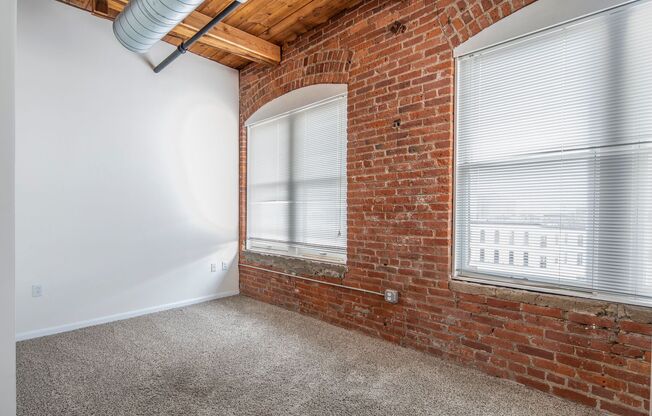 Hingetown Lofts