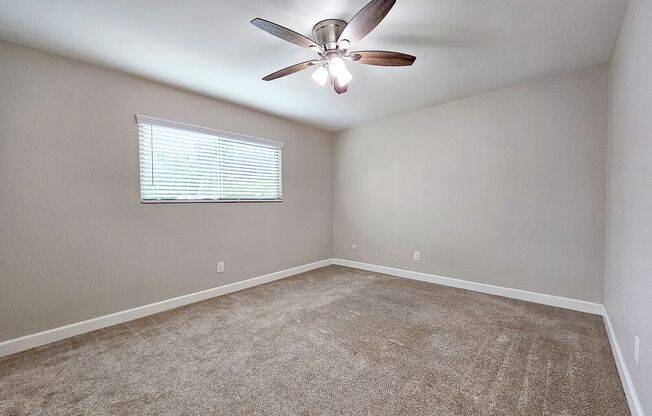2 beds, 1 bath, 841 sqft, $2,595, Unit 26