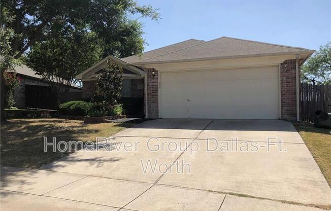 6108 TWIN MAPLE DR