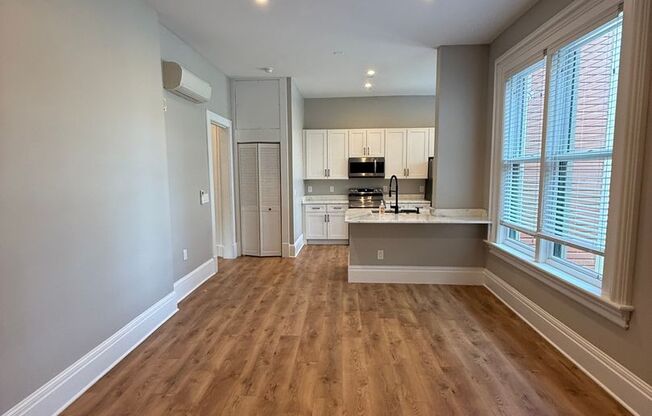 1 bed, 1 bath, 800 sqft, $1,500, Unit 104