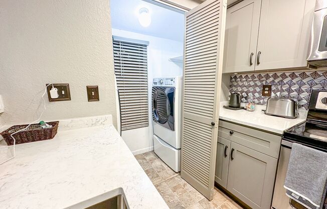 2 beds, 2 baths, $2,550, Unit UNIT C203