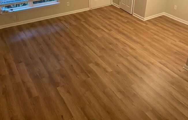 Nice and Spacious 3 Bedroom, 2.5 Bathroom Townhome in East Raleigh!