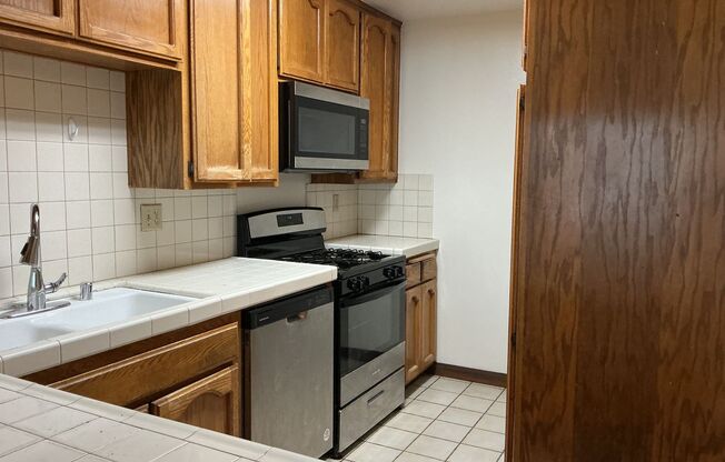 2 beds, 2 baths, 1,040 sqft, $2,795, Unit 110