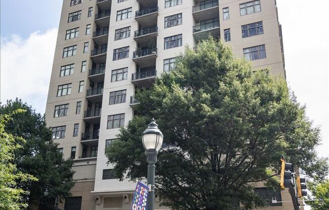 1 bed, 1 bath, $1,900, Unit Unit 1109