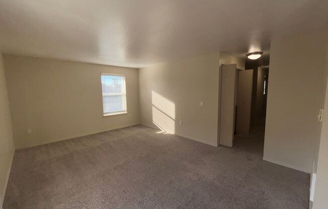 2 beds, 2 baths, 1,075 sqft, $1,575, Unit 307