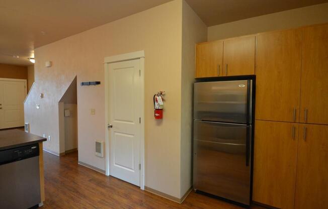 4 beds, 2.5 baths, 1,544 sqft, $3,880, Unit 06