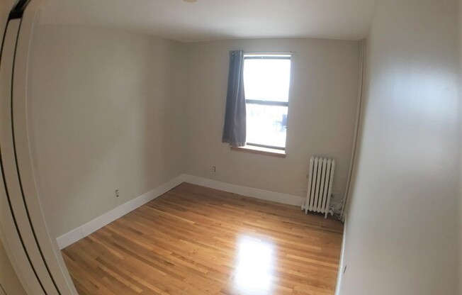 210 Hemenway St 1B