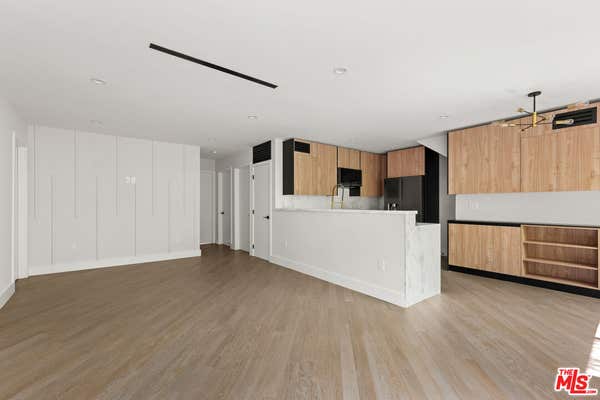 1450 S CRES HTS BLVD