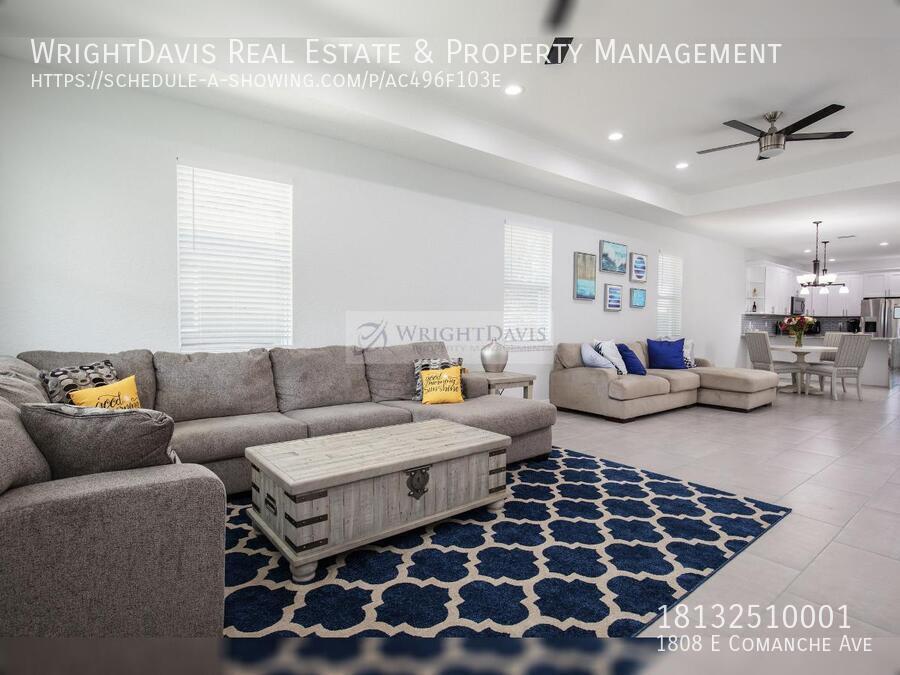 1808 E COMANCHE AVE