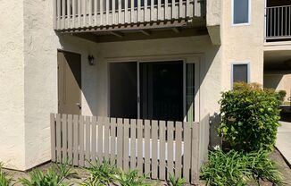 1BR/1BA Located in the desirable Arbor Hill Complex