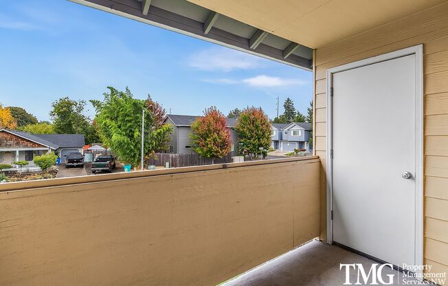 2 beds, 2 baths, 912 sqft, $1,595, Unit 02