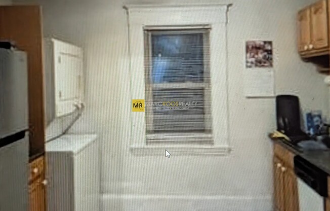 15 LAUREL ST