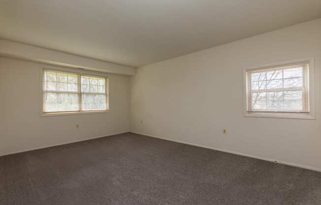 Updated Bedroom at Seminary Roundtop in Lutherville-Timonium