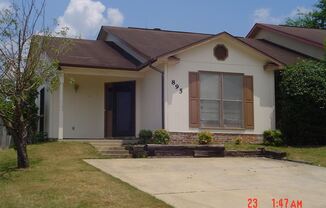 895 Arlington Dr 895 Arlington Dr