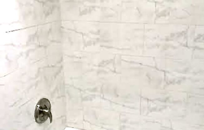 2 beds, 2 baths, 1,300 sqft, $1,695, Unit B11