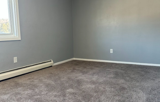 2 beds, 1 bath, 750 sqft, $1,349, Unit 1624-12
