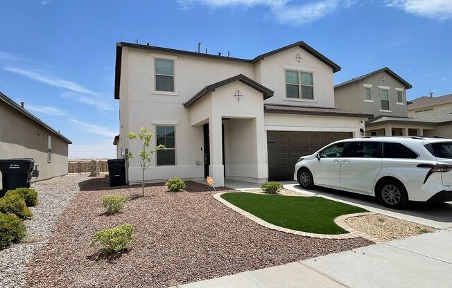 Modern Elegance Meets Prime Location – Stunning 2023-Built Home