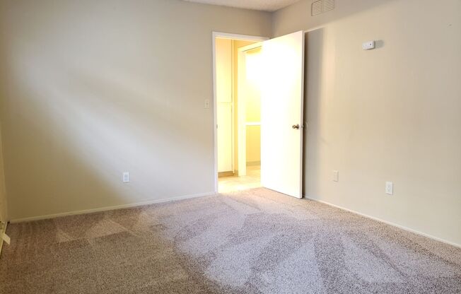 1 bed, 1 bath, $1,695, Unit 4045-04