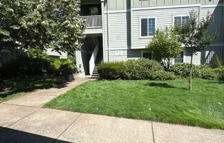 Beautiful 1 Bedroom 1 Bath Condo Located in Grand Oaks!