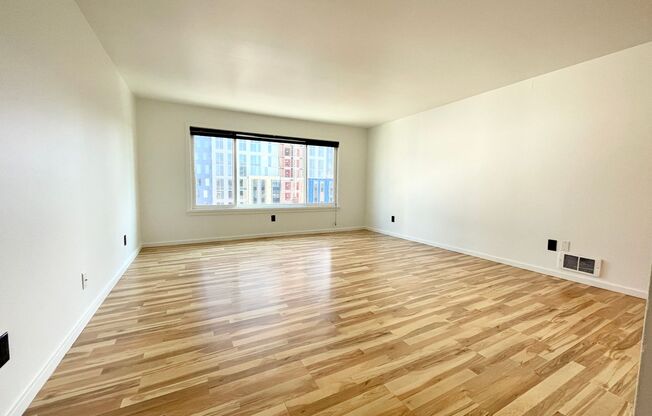 Studio, 1 bath, 464 sqft, $1,475, Unit 402