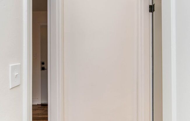 Studio, 1 bath, 450 sqft, $1,080, Unit 9610 Sherwood Place - Unit 7
