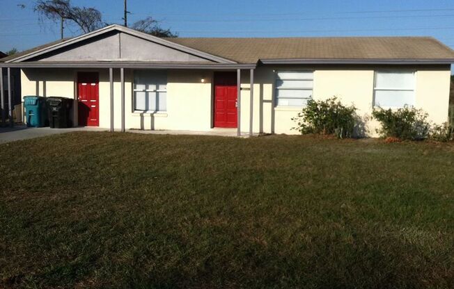 Spacious 4-Bedroom Home in Prime Orlando Location!