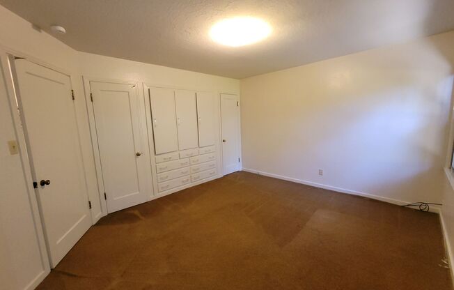 1 bed, 1 bath, 900 sqft, $1,595, Unit 3