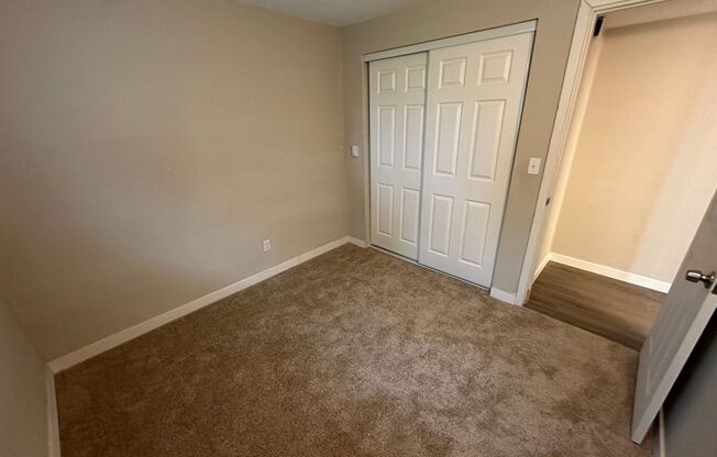 2 beds, 1 bath, 864 sqft, $1,450, Unit Unit 2