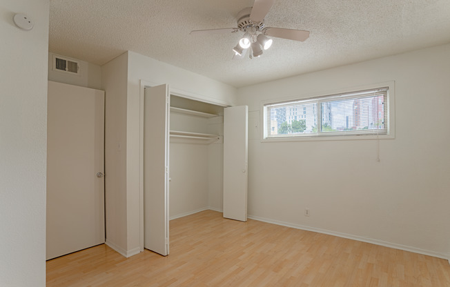 1 bed, 1 bath, 580 sqft, $1,299, Unit PEN-210A