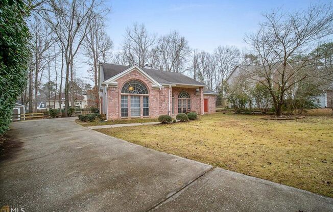 Welcome to PTC! Bring your golf cart! 3 sided brick ranch on a cul de sac, 3 bed, 2 bath, fenced yard, large deck, must see!