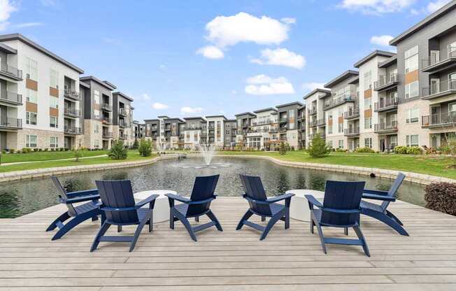 The Donovan Apartments in Lee's Summit, Missouri Exterior and Fountain with Patio Seating