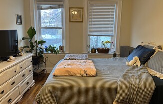 1 bed, 1 bath, $2,450, Unit 5